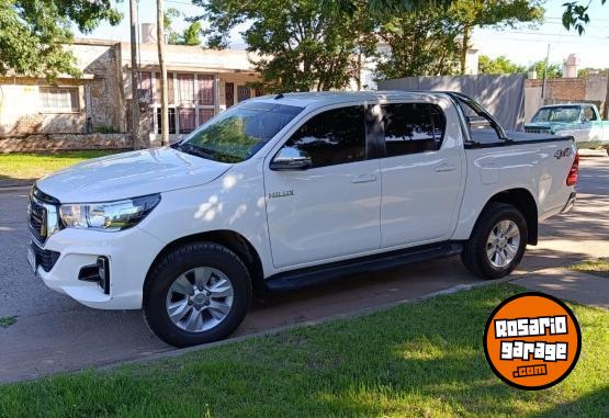 Camionetas - Toyota Hilux SRV 2.8 2019 Diesel 79831Km - En Venta