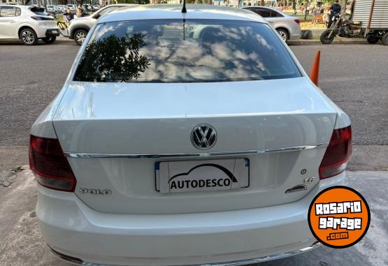 Autos - Volkswagen Polo Comfortline 2016 Nafta 120000Km - En Venta
