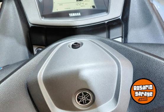 Motos - Yamaha NMAX 155 2024 Nafta 1200Km - En Venta