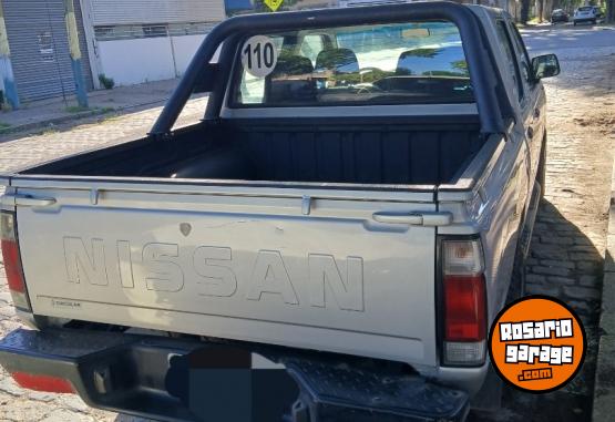 Camionetas - Nissan Frontier 2012 Diesel 140000Km - En Venta