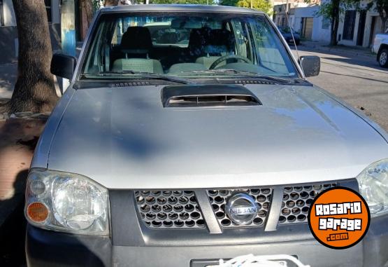 Camionetas - Nissan Frontier 2012 Diesel 140000Km - En Venta