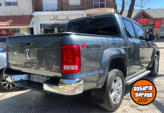 Camionetas - Volkswagen Amarok 2.0 highline pack 2017 Diesel 82000Km - En Venta