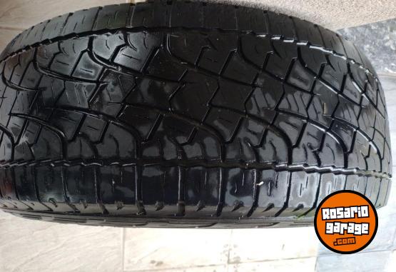 Accesorios para Autos - Llanta Amarok rodado 18 ( nueva) + neumáticos Pirelli Scorpion ATR 255/60/18 ( usada) - En Venta