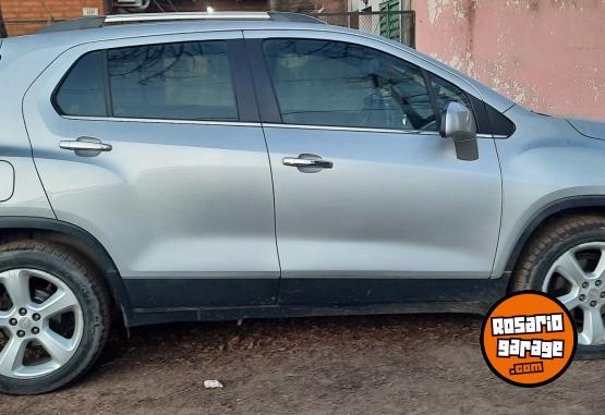 Autos - Chevrolet Tracker LTZ 2015 GNC 154000Km - En Venta