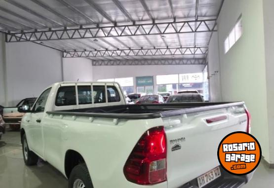 Camionetas - Toyota Hilux Cabina Simple 2025 Diesel  - En Venta