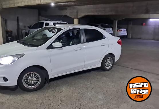 Autos - Ford KA 2017 GNC 125000Km - En Venta