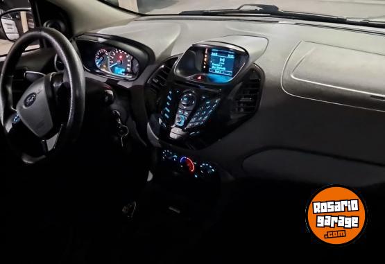 Autos - Ford KA 2017 GNC 125000Km - En Venta