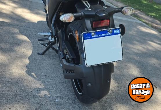 Motos - Yamaha Versi�n 3.0 2023 Nafta 28000Km - En Venta