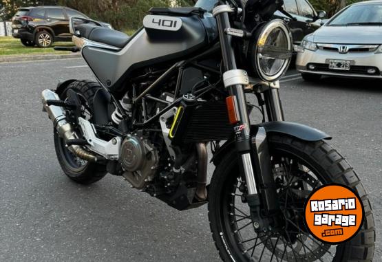 Motos - Husqvarna Svartpilen 401 2021 Nafta 2500Km - En Venta