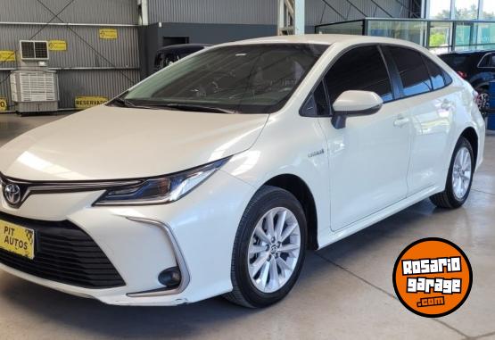 Autos - Toyota HYBRIDO  XEI 2021 Electrico / Hibrido 106000Km - En Venta