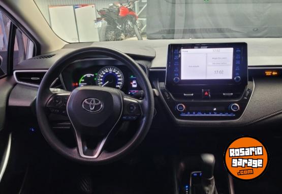 Autos - Toyota HYBRIDO  XEI 2021 Electrico / Hibrido 106000Km - En Venta