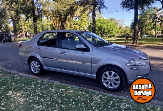 Autos - Fiat Siena essence 1.6 2011 Nafta 158000Km - En Venta