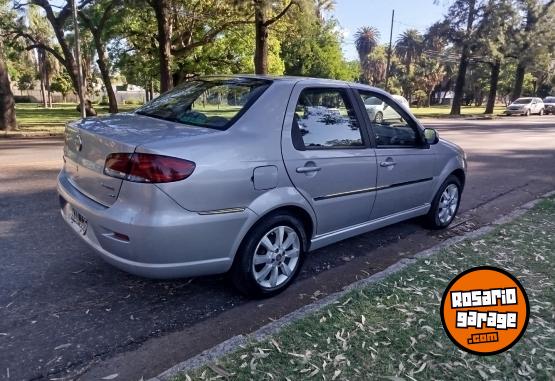 Autos - Fiat Siena essence 1.6 2011 Nafta 158000Km - En Venta
