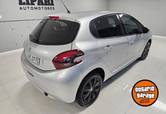 Autos - Peugeot 208 Active 2020 Nafta 55000Km - En Venta