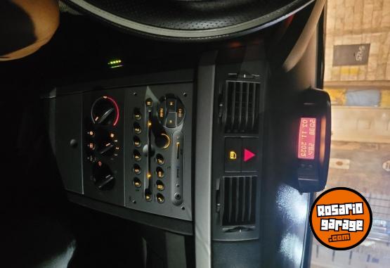 Autos - Chevrolet Meriva 2012 GNC 210000Km - En Venta