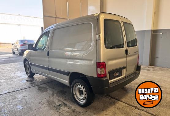 Utilitarios - Peugeot PARTNER 1.6 HDI FURGON 2013 Diesel  - En Venta