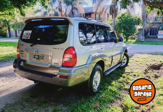Camionetas - Hyundai Hyundai Terracan 4x4 full 2006 Diesel 250000Km - En Venta