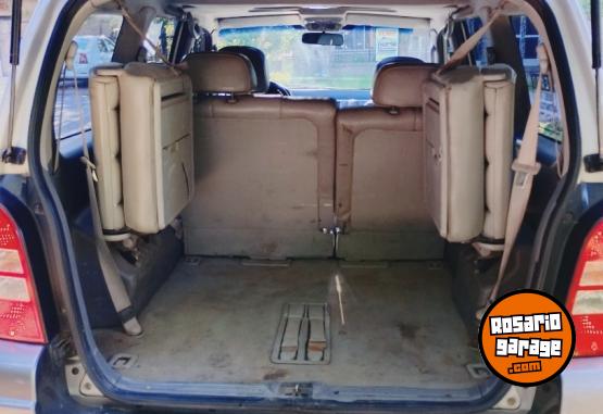 Camionetas - Hyundai Hyundai Terracan 4x4 full 2006 Diesel 250000Km - En Venta