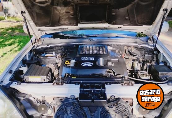 Camionetas - Hyundai Hyundai Terracan 4x4 full 2006 Diesel 250000Km - En Venta