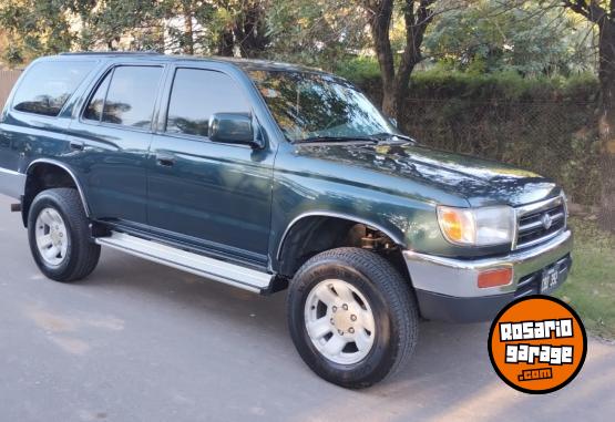 Camionetas - Toyota Hilux sw4 1998 Nafta 348000Km - En Venta