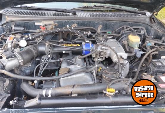 Camionetas - Toyota Hilux sw4 1998 Nafta 348000Km - En Venta