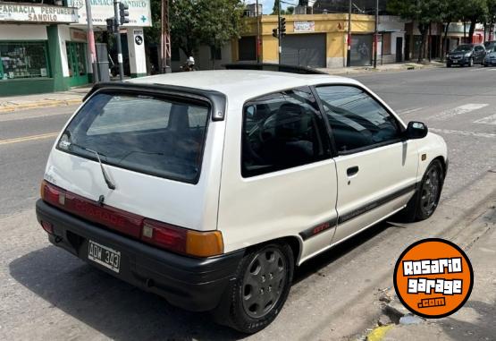 Autos - Daihatsu Charade 1995 Nafta 111111Km - En Venta