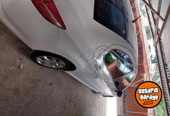 Autos - Peugeot 408 2016 Nafta 145000Km - En Venta