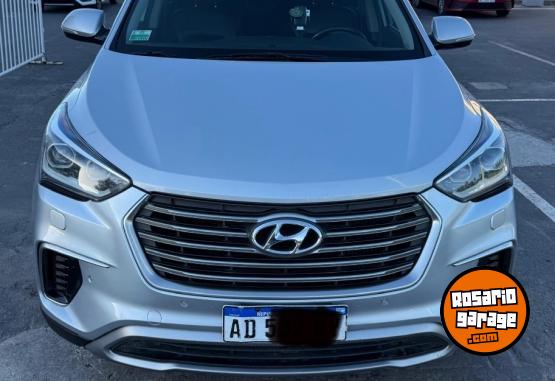 Camionetas - Hyundai Santa Fe 2019 Diesel 105000Km - En Venta