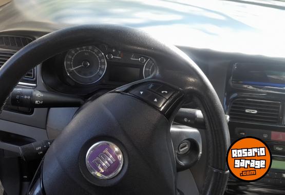 Autos - Fiat Linea 1.9 Absolute Dualog 2010 Nafta 158000Km - En Venta