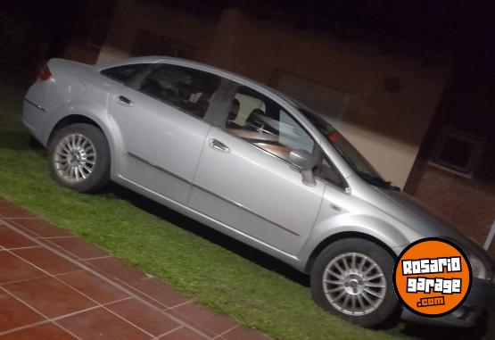 Autos - Fiat Linea 1.9 Absolute Dualog 2010 Nafta 158000Km - En Venta