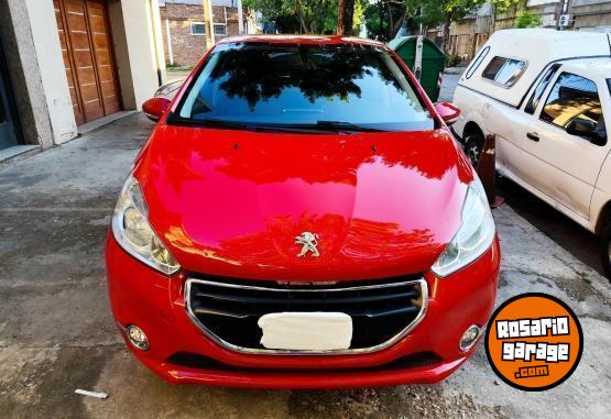 Autos - Peugeot 208 allure 2015 Nafta 118000Km - En Venta