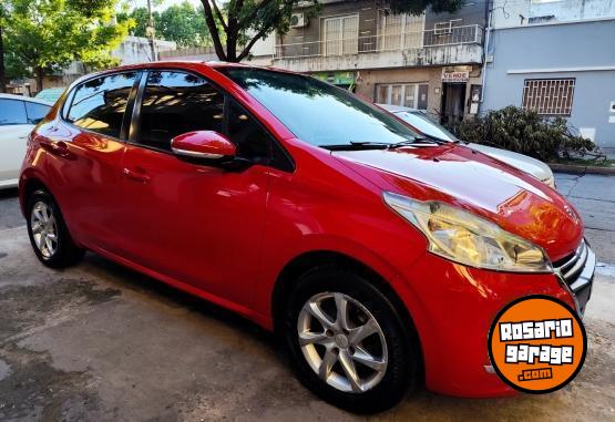 Autos - Peugeot 208 allure 2015 Nafta 118000Km - En Venta