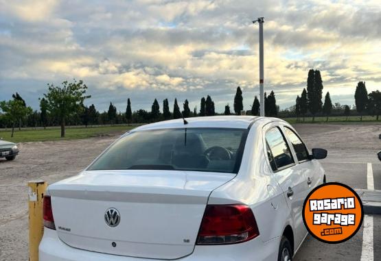 Autos - Volkswagen Voyage 2011 Nafta 195000Km - En Venta