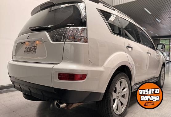 Camionetas - Mitsubishi Outlander 2.4 4x4 CVT 2013 Nafta 145000Km - En Venta