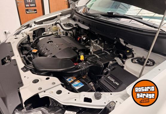 Camionetas - Mitsubishi Outlander 2.4 4x4 CVT 2013 Nafta 145000Km - En Venta