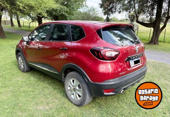 Autos - Renault Captur 2018 Nafta 142000Km - En Venta