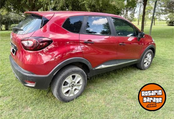 Autos - Renault Captur 2018 Nafta 142000Km - En Venta