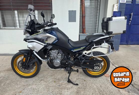 Motos - CF Mt 800 touring 2023 Nafta 10703Km - En Venta