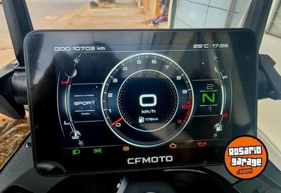 Motos - CF Mt 800 touring 2023 Nafta 10703Km - En Venta