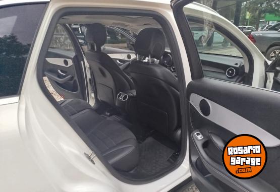 Camionetas - Mercedes Benz GLC 300 OFFROAD 4MATIC 2020 Nafta 80000Km - En Venta