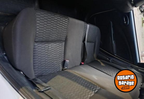 Autos - Toyota ETIOS XLS 2015 Nafta 99900Km - En Venta