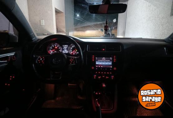 Autos - Volkswagen Vento GLI DSG 2017 Nafta 137000Km - En Venta