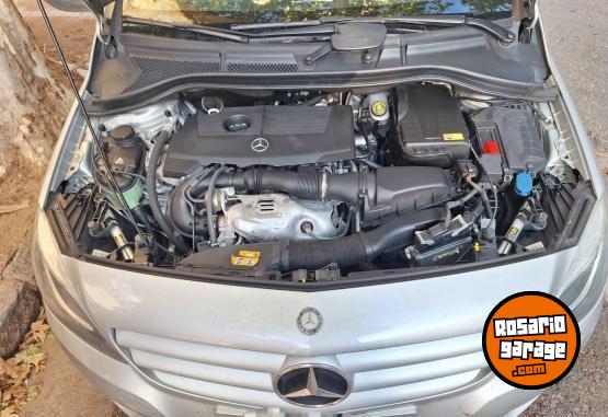 Autos - Mercedes Benz B200 2014 Nafta 106000Km - En Venta
