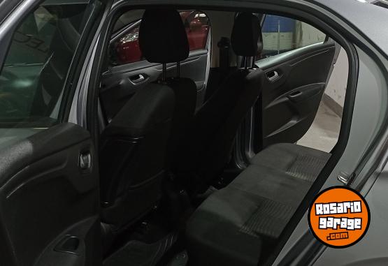 Autos - Peugeot 301 ALLURE 1.6 HDI 2018 Diesel 140894Km - En Venta