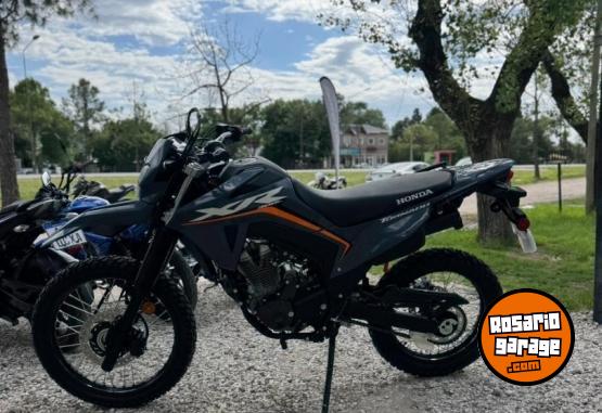 Motos - Honda XR 300 2025 Nafta 0Km - En Venta
