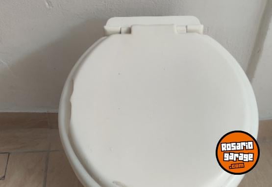 Hogar - Inodoro con tapa - En Venta