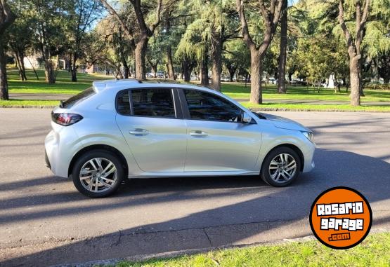 Autos - Peugeot 208 2022 Nafta 44000Km - En Venta
