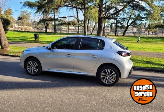 Autos - Peugeot 208 2022 Nafta 44000Km - En Venta