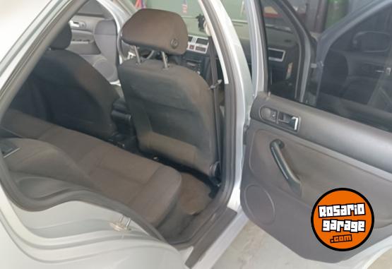 Autos - Volkswagen Bora TDI 2010 Diesel 205000Km - En Venta