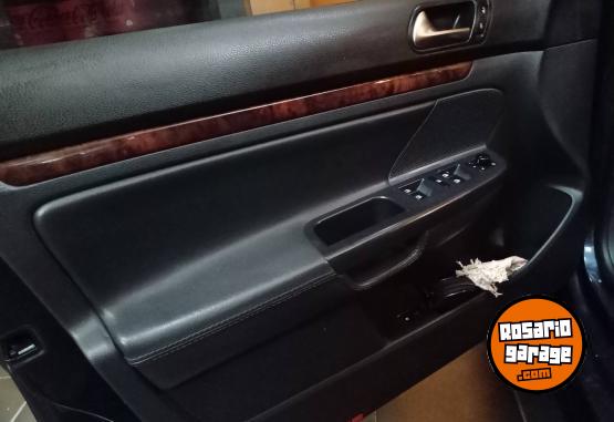 Autos - Volkswagen Vento 2.5 luxury 170 cv 2009 GNC 146000Km - En Venta